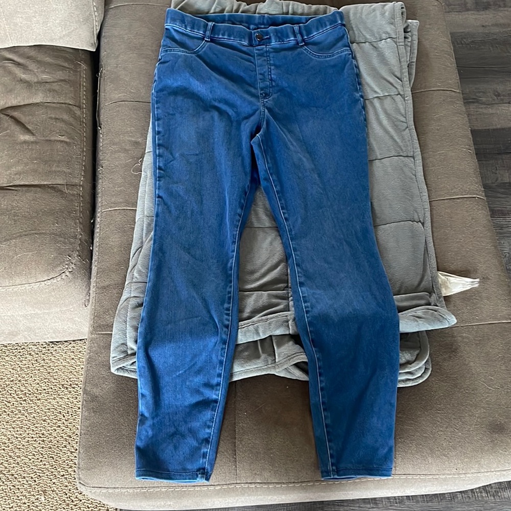 Denim blue Time and Tru skinny Jean jeggings. Size 12-14